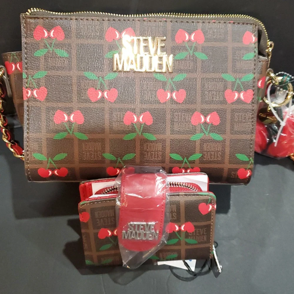 Steve Madden brown plaid checkered cherry print bryder crossbody bag and charm - Picture 13 of 13
